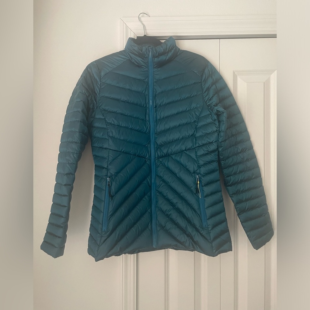 All In Motion packable jacket size small